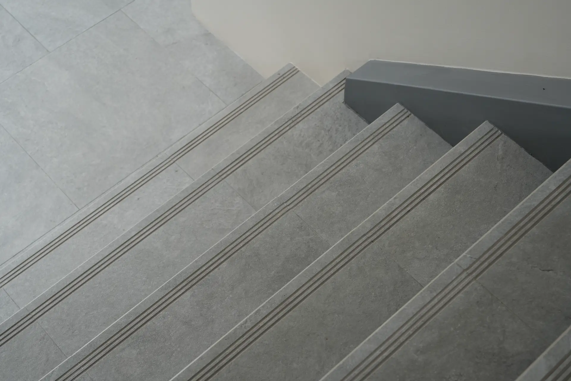 ภาพตัวอย่างคิ้วกระเบื้อง เจียรมน 1