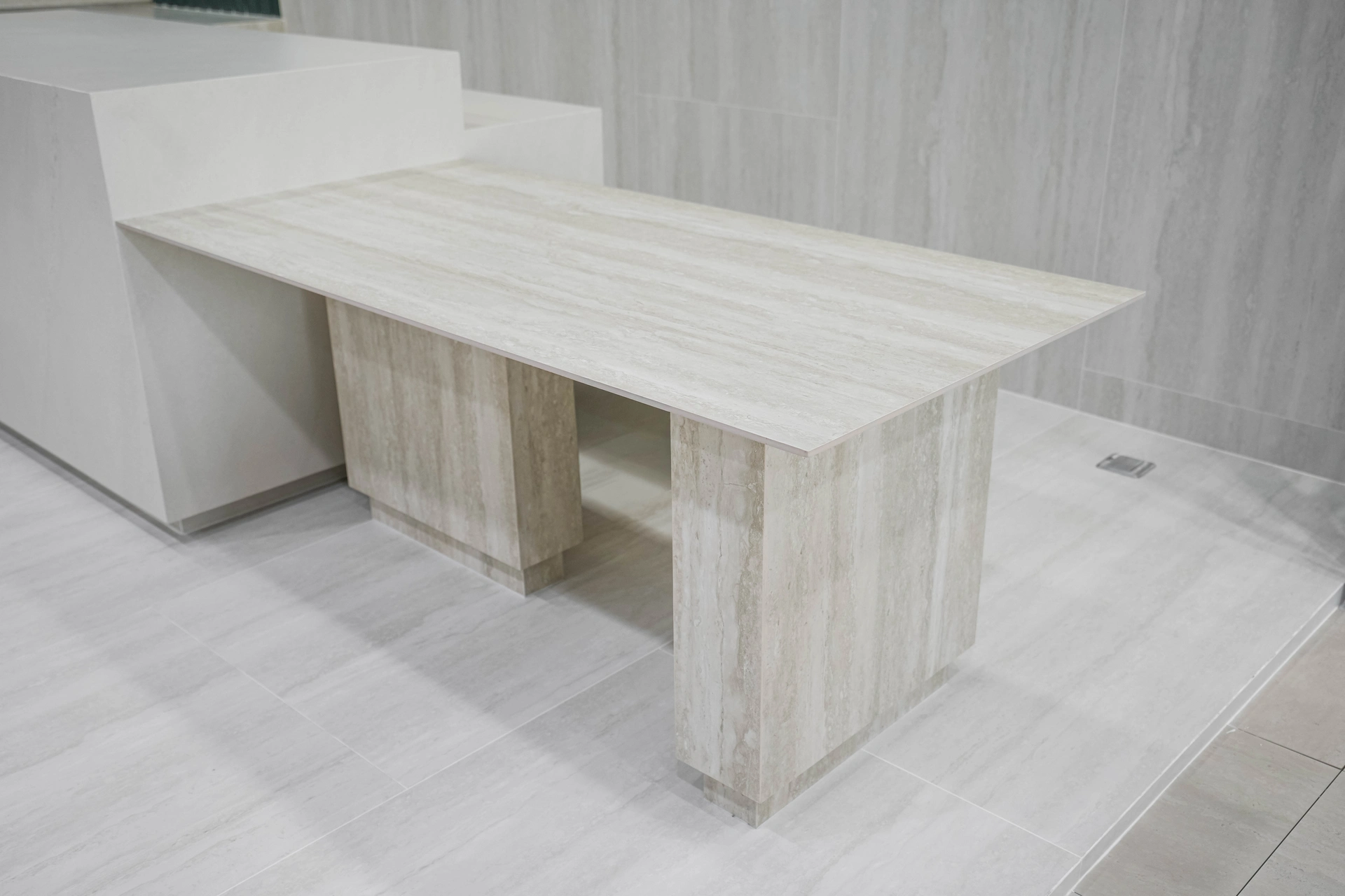 ภาพตัวอย่างชิ้นงาน โต๊ะ 3