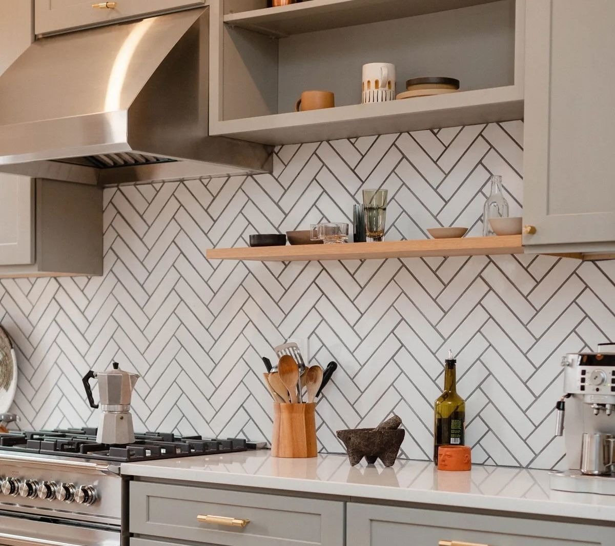 ลายก้างปลา (Herringbone)