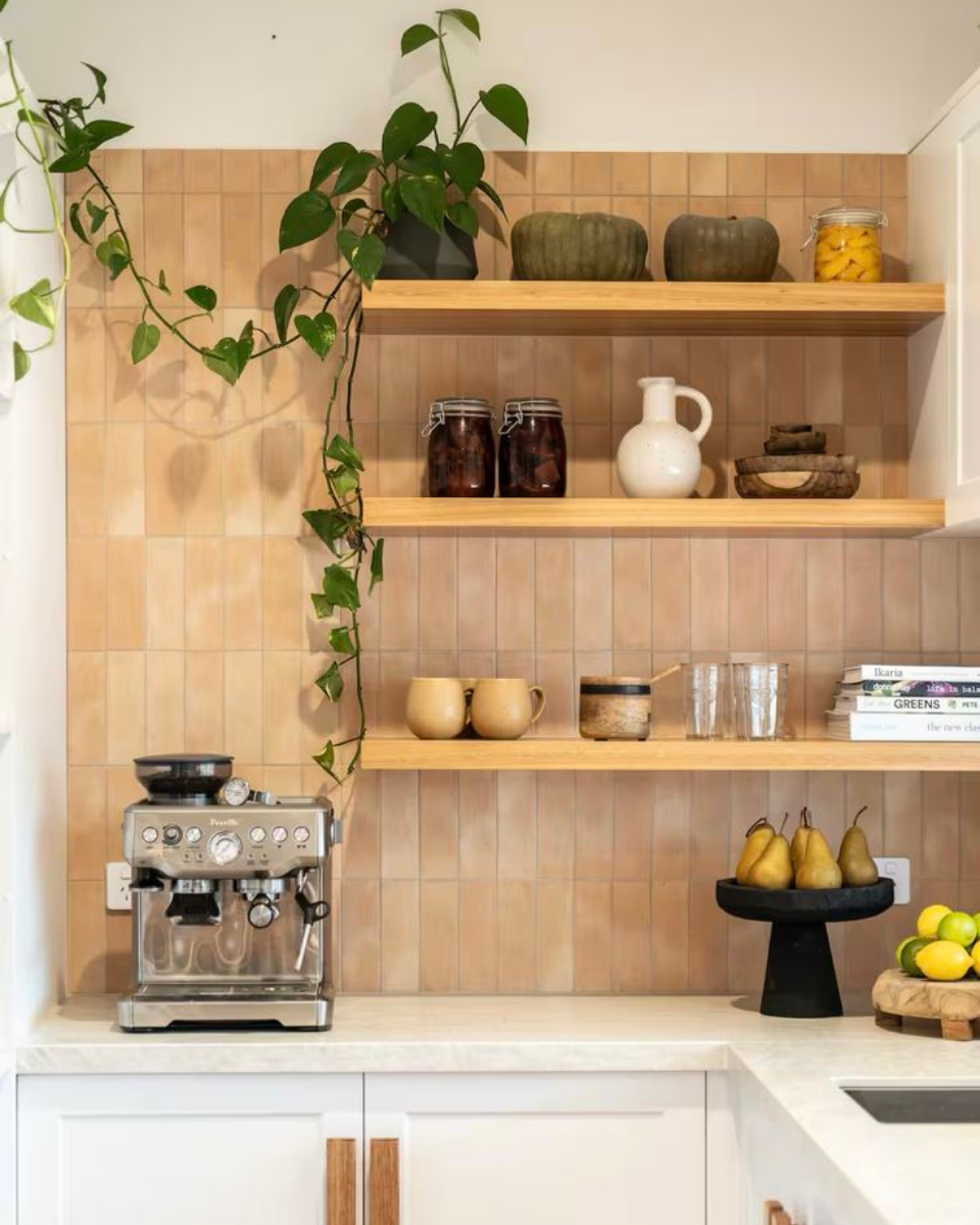 ตกแต่งด้วยลายกระเบื้องห้องครัวๆ-ไม่ต้องทาสี