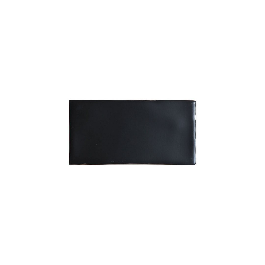 SUBWAY-BLACK-GLOSSY-WAVY-AND-EDGE-7.5x15cm